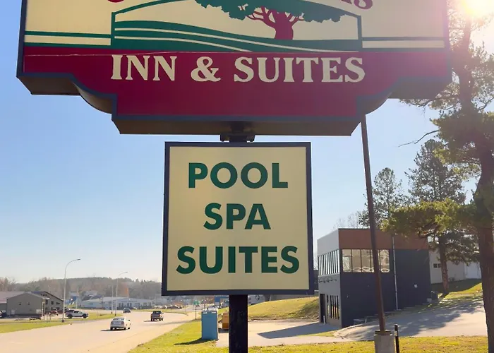 Country Trails Inn &Suites